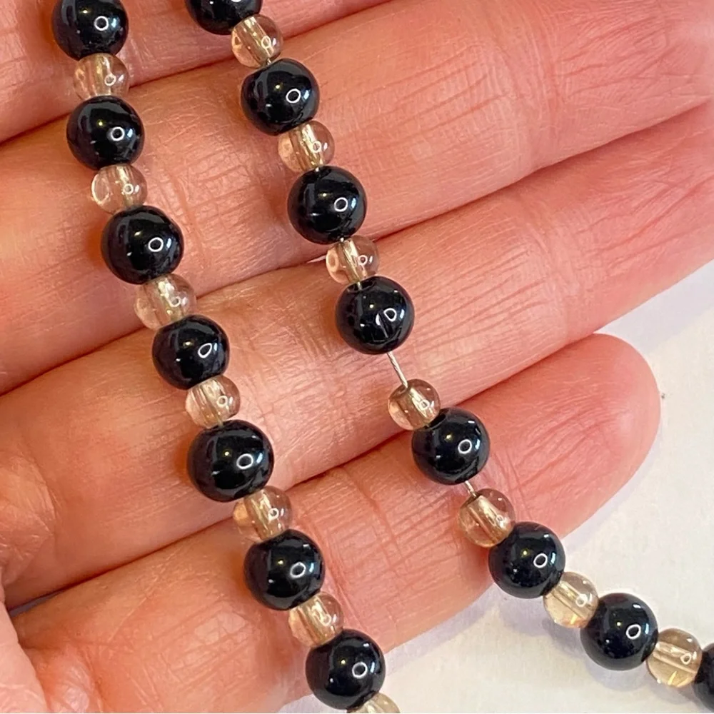 Vintage Style Black Glass Bead Necklace Silver Floral‎ Medallion Pendant